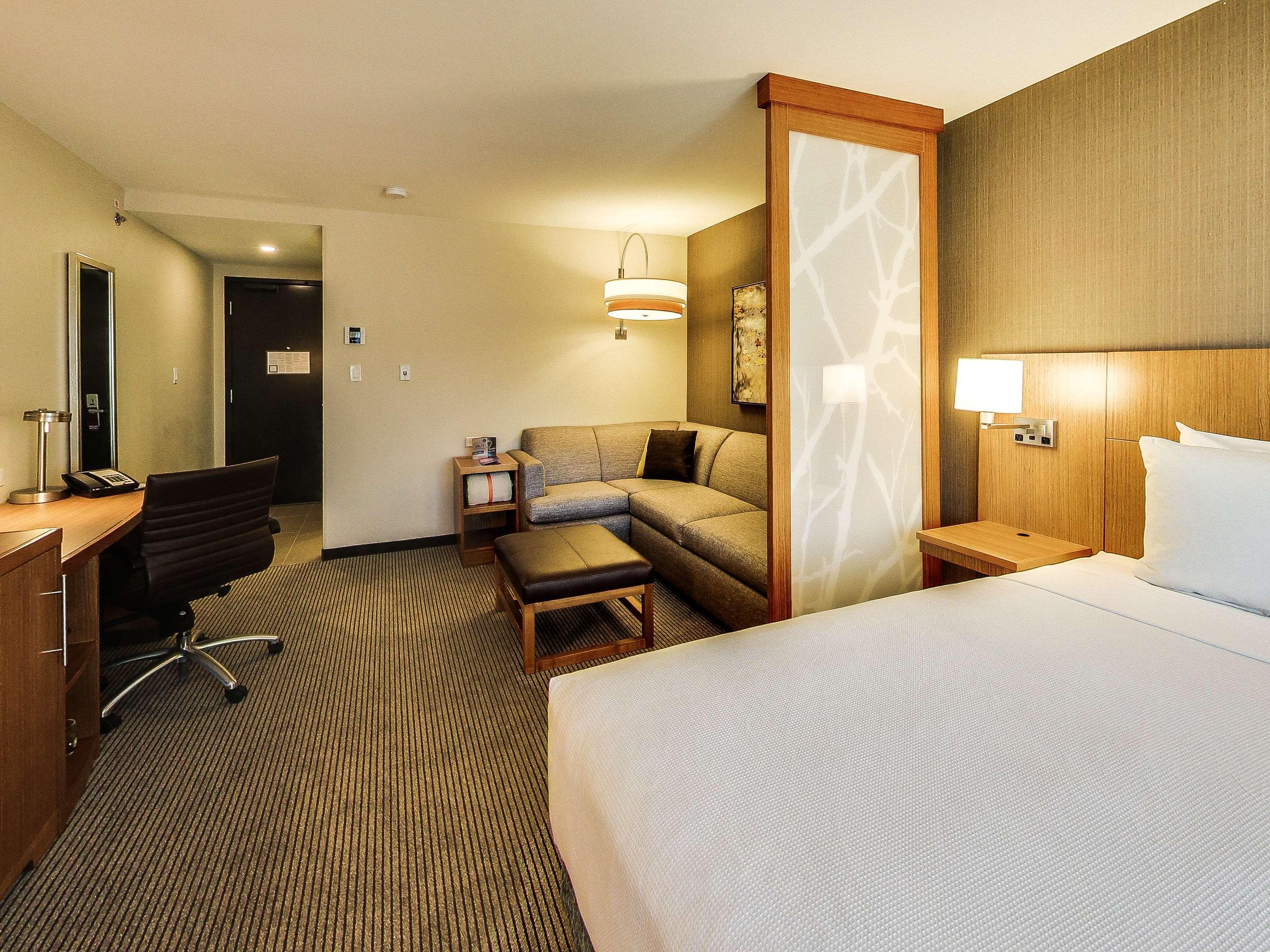 Hyatt Place Edmonton West מראה חיצוני תמונה